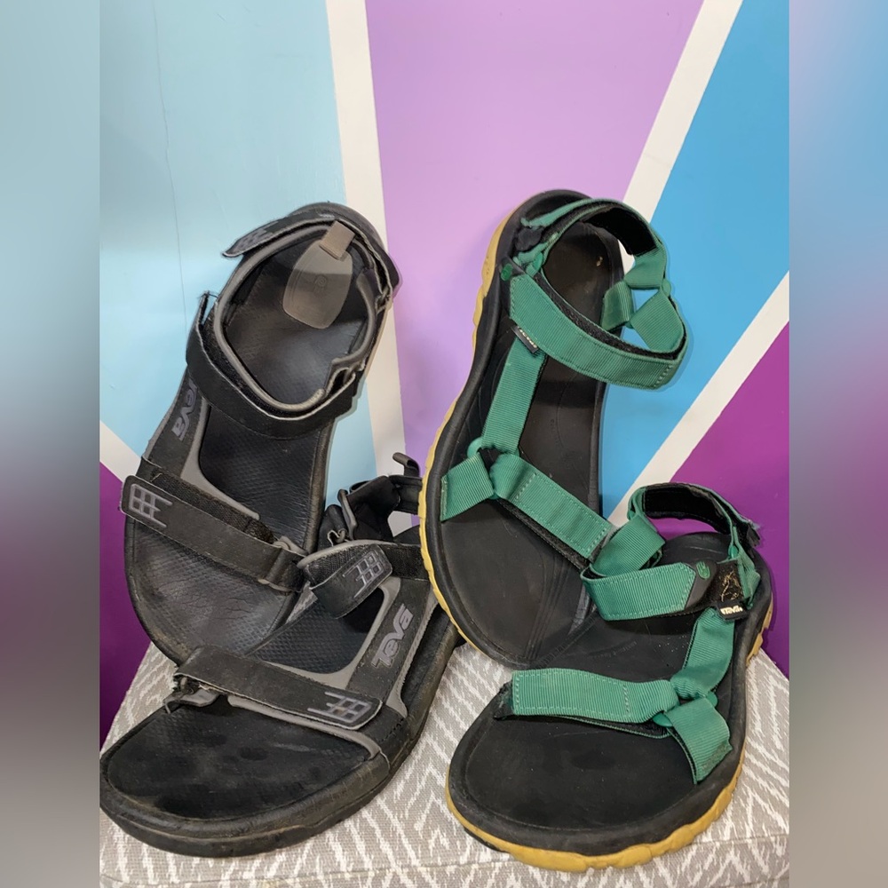 Teva Men’s Hurricane XLT Black and Green Minam Sport Sandals Size 11
